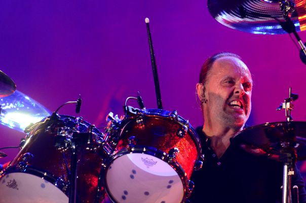 Lars Ulrich com o Metallica no Rock in Rio 2015 - Glaucio Burle/Estácio/Divulgação