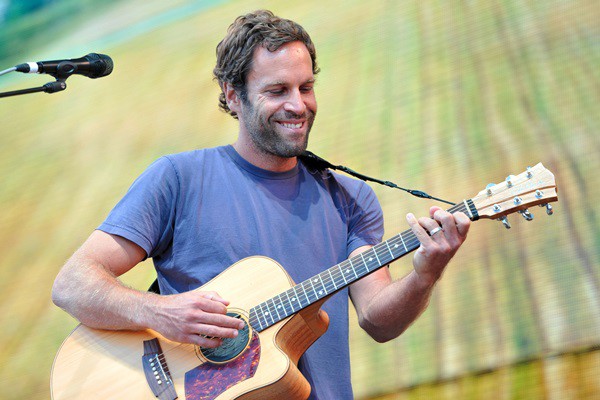 Jack Johnson no Farm Aid de 2015  - Rob Grabowski/AP