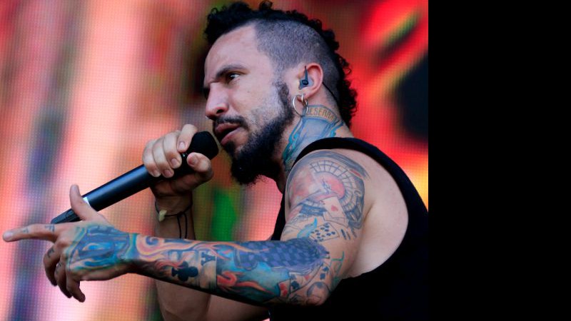 Vocalista do Project 46, Caio MacBeserra, em show no Rock in Rio 2015  - Oziel Marchon/Estácio/Divulgação