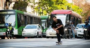 AINDA COM TRAQUEJO DE RAPAZ DO INTERIOR, TIAGO LEMOS É A GRANDE PROMESSA DO SKATE NACIONAL - Fábio Bitão