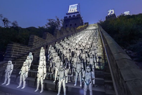 Stormtroopers na Muralha da China - Disney