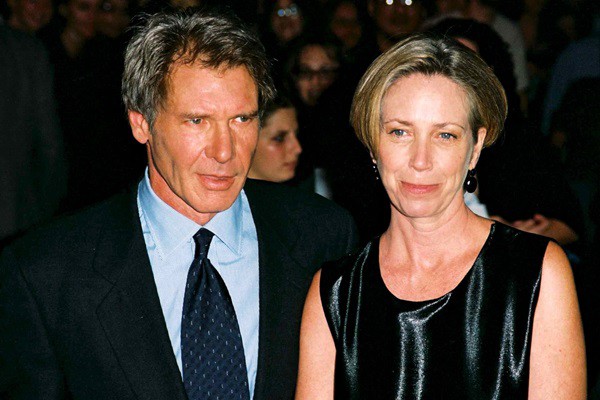 Harrison Ford e Melissa Mathison em 1999, em Nova York - Matt Baron/AP