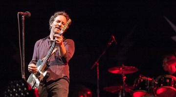 Eddie Vedder e o Pearl Jam em show em Porto Alegre, no Rio Grande do Sul, em 2015 - Divulgação/T4F