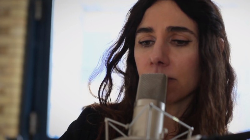 A cantora PJ Harvey em teaser do nono álbum da carreira - Reprodução/Vídeo