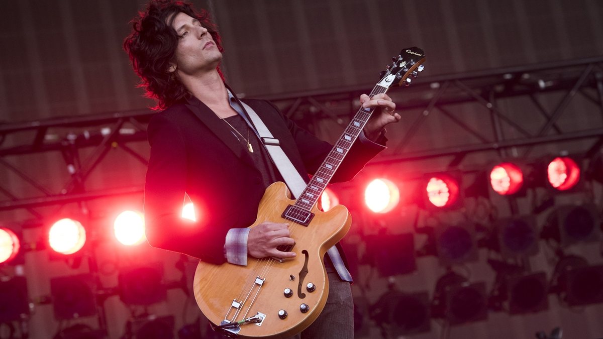 Nick Valensi, guitarrista dos Strokes - Press Association/AP