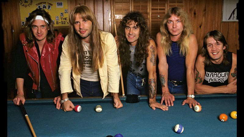 <b>VELHOS TEMPOS</b>
A formação que durou de 1981 a 1989 (da esq. para a dir.): Adrian Smith, Bruce Dickinson, Steve
Harris, Dave Murray e Nicko McBrain, antes da chegada de Janick Gers. - ROSS HALFIN/DIVULGAÇÃO