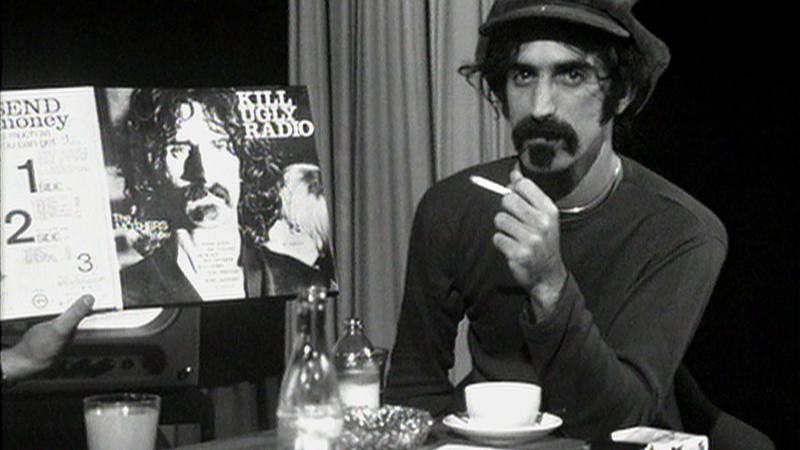 Frank Zappa em cena do documentário <i>Eat That Question: Frank Zappa in His Own Words</i>, do diretor alemão Thorsten Schütte - Divulgação