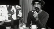 Frank Zappa em cena do documentário <i>Eat That Question: Frank Zappa in His Own Words</i>, do diretor alemão Thorsten Schütte - Divulgação