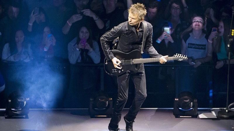 Muse durante show no TD Garden, em Boston, nos Estados Unidos, em janeiro de 2016( FoWinslow Townson/AP