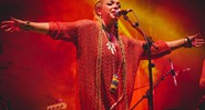 Conhecida por mesclar elementos do afrobeat e da música de cabaré, a cantora Anelis Assumpção se apresenta no festival Maloca Dragão.  - Manuel Filho