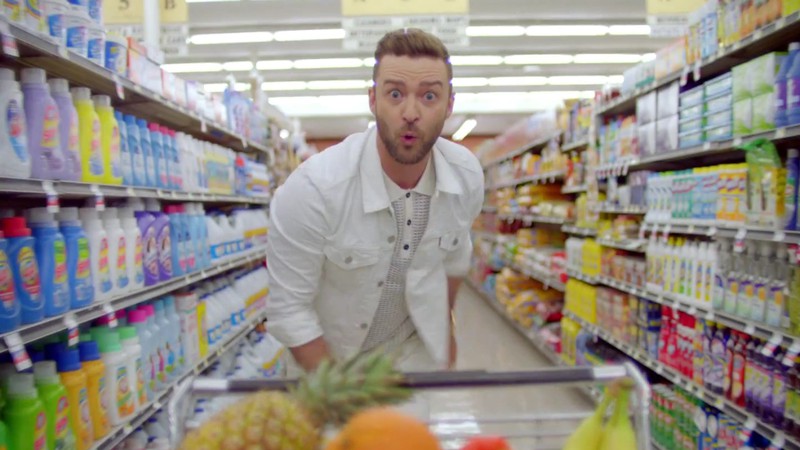 Justin Timberlake no clipe de “Can't Stop the Feeling” - Reprodução/Vídeo