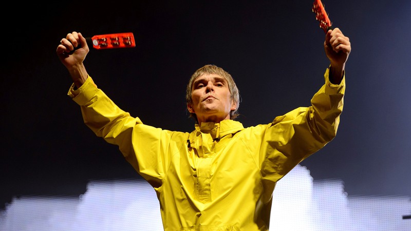 O vocalista Ian Brown durante show do Stone Roses em 2013 - Rex Features/AP