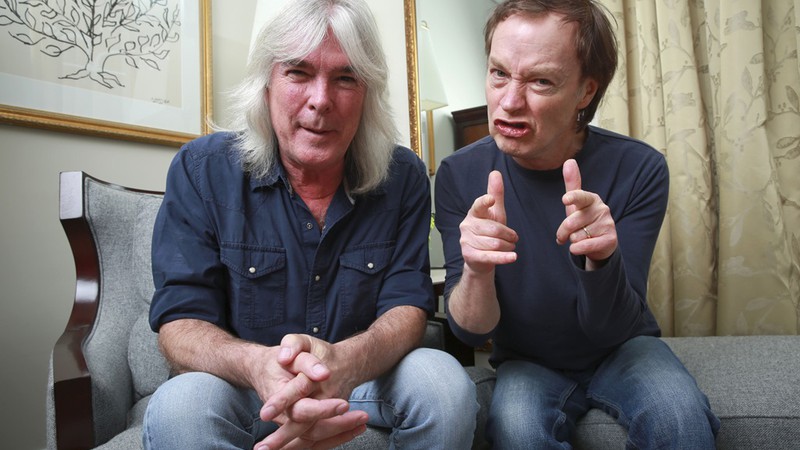 Com Axl no vocal, sem Malcolm Young e perdendo Cliff Williams, Angus Young mantém o AC/DC de pé - Amy Sussman