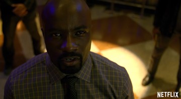 Luke Cage em cena de teaser da série <i>Marvel's Luke Cage</i> - Reprodução/Vídeo