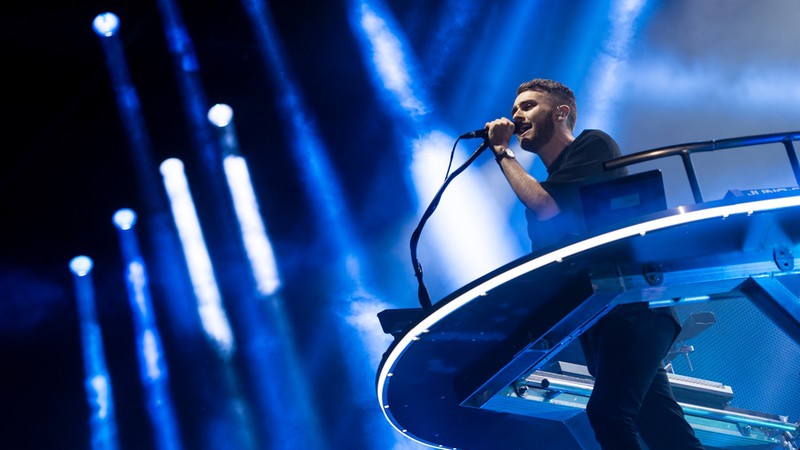 Howard Lawrence, do Disclosure, durante show do grupo no festival britânico Reading de 2016 - Rex Features/AP