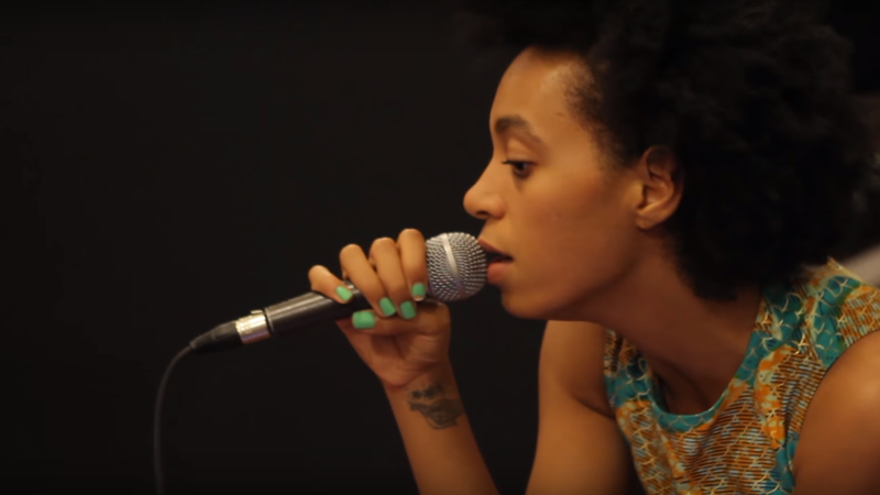 Solange no mini-documentário <i>A Seat at the Table, Beggining Stages</i> - Reprodução