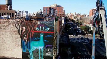 <b>PELO MUNDO</b>
Primeira obra em que Marina Zumi usou vermelho, feita em 2015 em um muro da cidade de Nova York, para uma campanha chamada Education Is Not a Crime - Divulgação