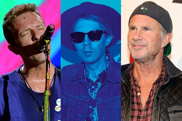 Chris Martin, Beck e Chad Smith - Reprodução