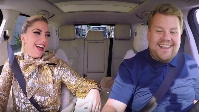 Lady Gaga e James Corden (Foto: Reprodução)