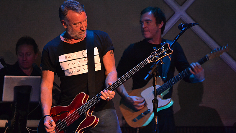 Peter Hook & The Light em show no Cine Joia, em São Paulo, no dia 6 de dezembro - Lucas Guarnieri