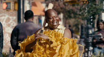 O personagem Titus Andromedon no teaser da terceira temporada de <i>Unbreakable Kimmy Schmidt</i> - Reprodução