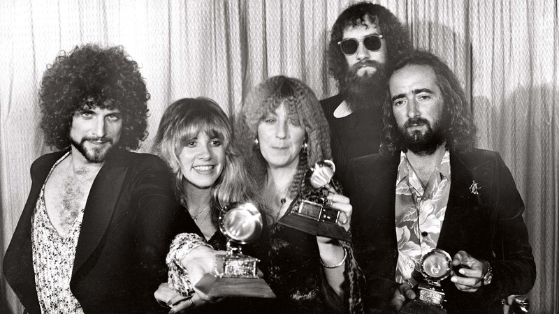 <b>Pop Platinado</b>P
A banda em 1978, em Los Angeles, na cerimônia do Grammy: (da esq. para a dir.) Lindsey Buckingham, Stevie Nicks, Christine McVie, Mick Fleetwood e John McVie - AP Photo