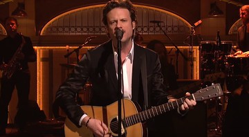 Father John Misty no <i>Saturday Night Live</i> - Reprodução