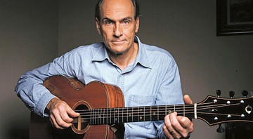 Imagem James Taylor diz que encontrou assassino de John Lennon um dia antes de sua morte