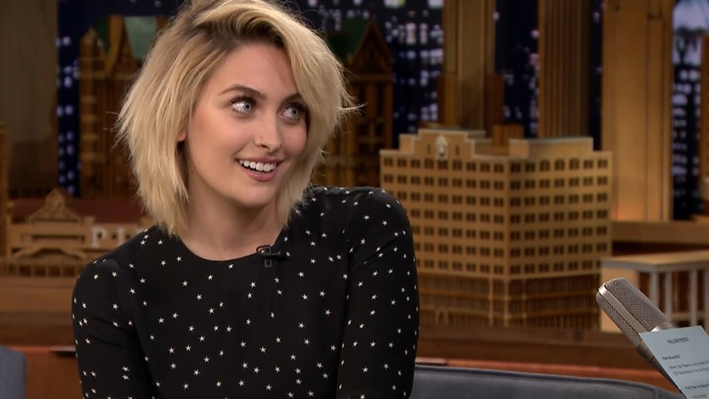 Paris Jackson em entrevista a Jimmy Fallon (Foto:Reprodução)