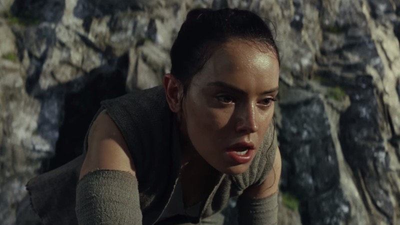 Rey (Daisy Ridley) no trailer de <i>Star Wars: Os Últimos Jedi</i> - Reprodução