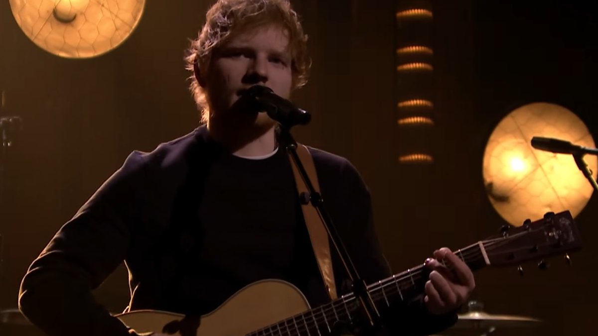 Ed Sheeran em apresentação no programa <i>The Tonight Show</i> - Reprodução/Youtube