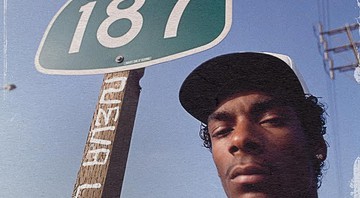 Capa do disco <i>Neva Left</i>, de Snoop Dogg - Reprodução