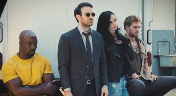 Demolidor (Charlie Cox), Jessica Jones (Krysten Ritter), Luke Cage (Mike Colter) e Punho de Ferro (Finn Jones), em trailer da série <i>Os Defensores</i>, da Netflix - Reprodução