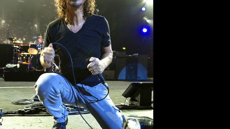 <b>Poder ao Vivo</b><br>
Com o Soundgarden na O2 Arena, em Londres, no dia 18 de setembro de 2013 - Rex/ John Rahim/ AP