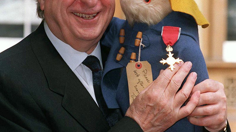 Michael Bond, criador do ursinho Paddington - AP