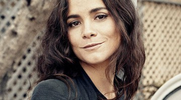 A atriz Alice Braga - Reprodução/Facebook