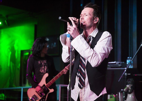 Scott Weiland, do Stone Temple Pilots - Invision