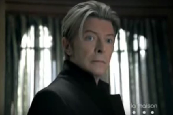 David Bowie - comercial Vittel - Reprodução