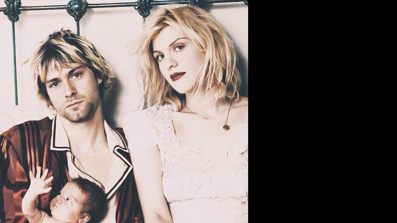 Courtney Love e Kurt Cobain com a filha Frances Bean Cobain - Reprodução/Instagram