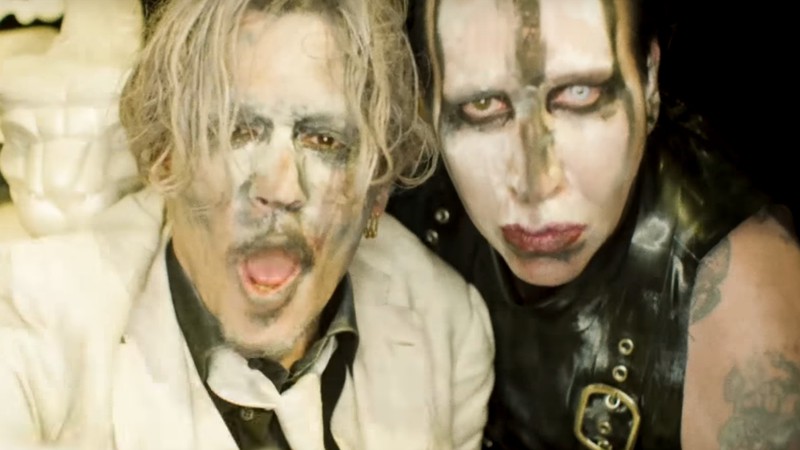 Johnny Depp e Marilyn Manson no clipe de "Say10" - Reprodução/Vídeo