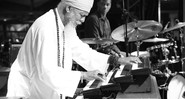 Dr. Lonnie Smith no Ilhabela in Jazz  - Paola Pretto