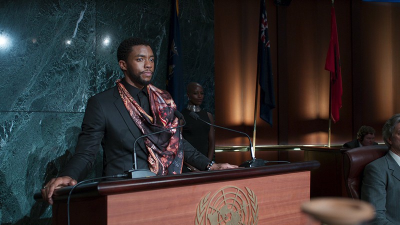 O ator Chadwick Boseman no filme <i>Pantera Negra</i> - Reprodução