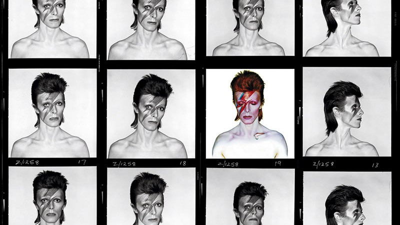 <b>David Bowie</b><br>
Prova de fotos de Aladdin Sane - Duffy/©Duffy Archive & The David Bowie Archive