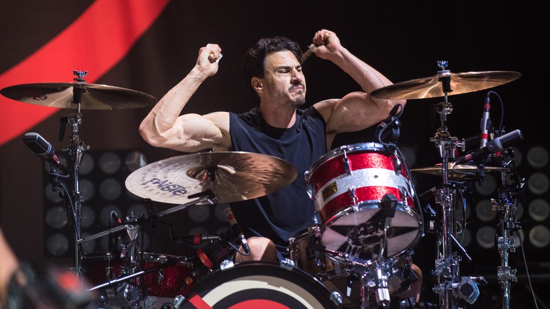 O baterista Brad Wilk (ex-Rage Against Machine e Audioslave) durante show do supergrupo Prophets of Rage - Chris Tuite/ImageSPACE/AP