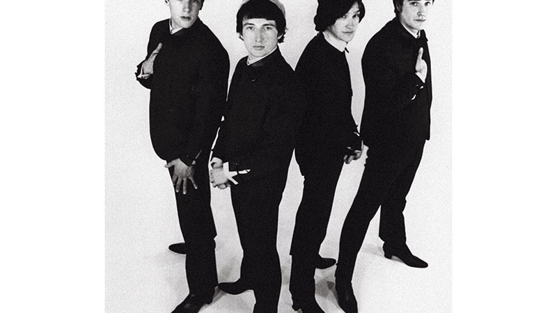 <b>Prontos para Ganhar o Mundo</b><br>
The Kinks em 1964: (<i>da esq. para a dir.</i>) Mick Avory, Pete Quaife, Dave Davies e Ray Davies - Divulgação