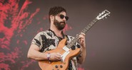 Yannis Philippakis, do Foals, no Lollapalooza 2019 (Foto: Camila Cara)