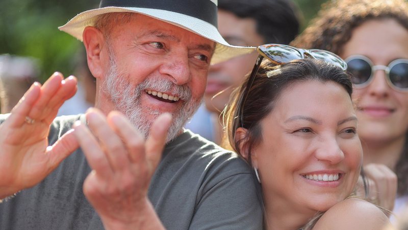 Luiz Inácio Lula da Silva e Rosângela da Silva (Foto: Twitter / Reprodução)