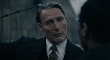 Mads Mikkelsen em Animais Fantásticos: Os Segredos de Dumbledore (Foto: Reprodução / Youtube / Warner Bros. Pictures)