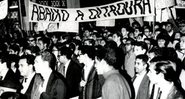 Manifestantes durante o período militar (Foto: Wikimedia Commons)