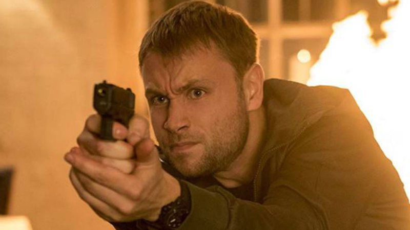 Max Riemelt em Sense 8 (Foto: Reprodução)